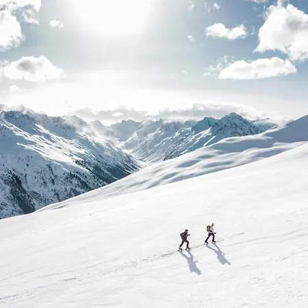 Crépines 2 à 4 Personnes Au Pied Des Pistes